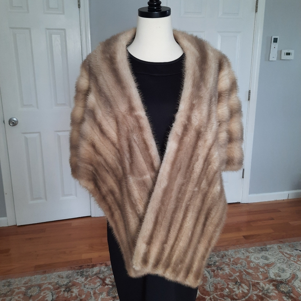 Vintage genuine fur shawl Cape